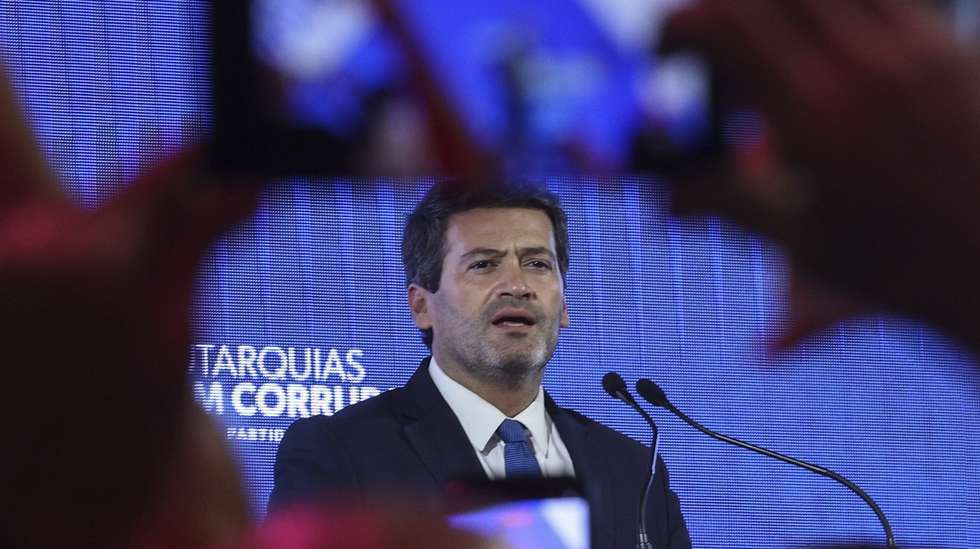 O presidente do Chega, André Ventura, intervém numa ação de campanha para as eleições autárquicas de dia 12 de outubro, em Viana do Castelo, 10 de outubro de 2025. MIGUEL A. LOPES/LUSA