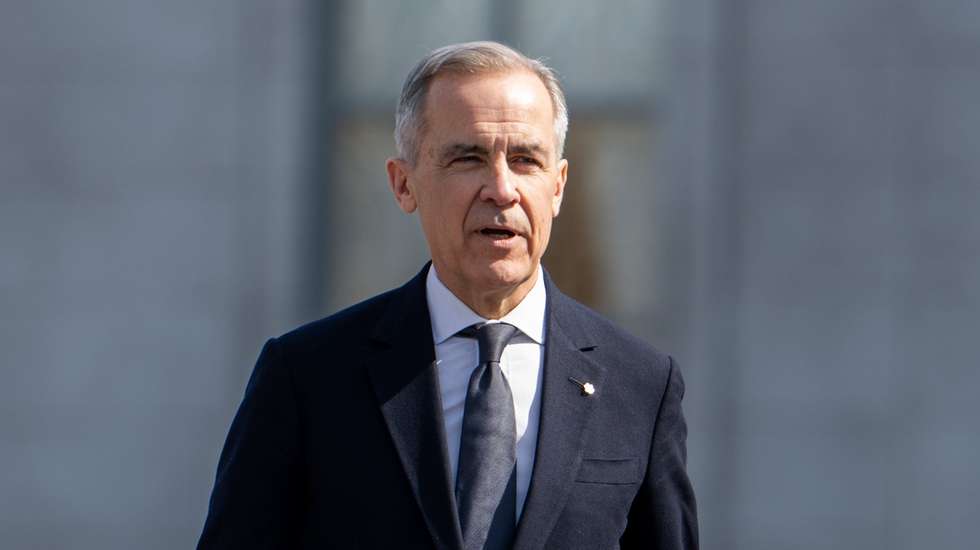 epa11964360 Prime Minister of Canada Mark Carney arrives for a press conference after being sworn in at Rideau Hall in Ottawa, Canada, 14 March 2025. Carney is taking over from outgoing Prime Minister Justin Trudeau after winning a Liberal Party leadership election last weekend.  EPA/SPENCER COLBY