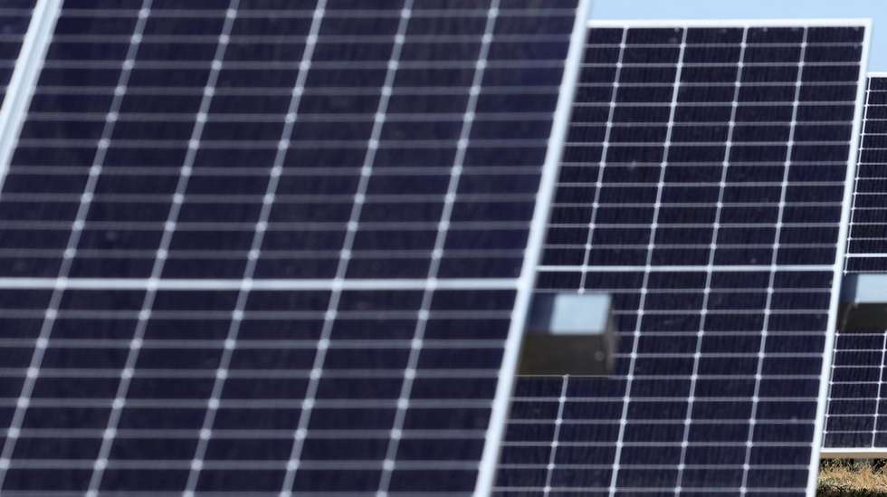 Central Solar Fotovoltaica de Pessegueiro, no dia da inauguração pelo ministro do Ambiente e Ação Climática, Duarte Cordeiro (ausente da fotografia), em Setúbal, 29 de março de 2023. ANTÓNIO COTRIM/LUSA
