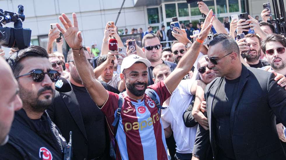 O jogador de 34 anos estava há praticamente uma década em Inglaterra