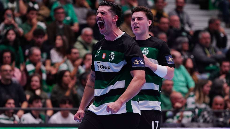 Salvador Salvador, capitão do Sporting, voltou a ser um dos grandes destaques leoninos num encontro que terminou com uma goleada frente ao PSG