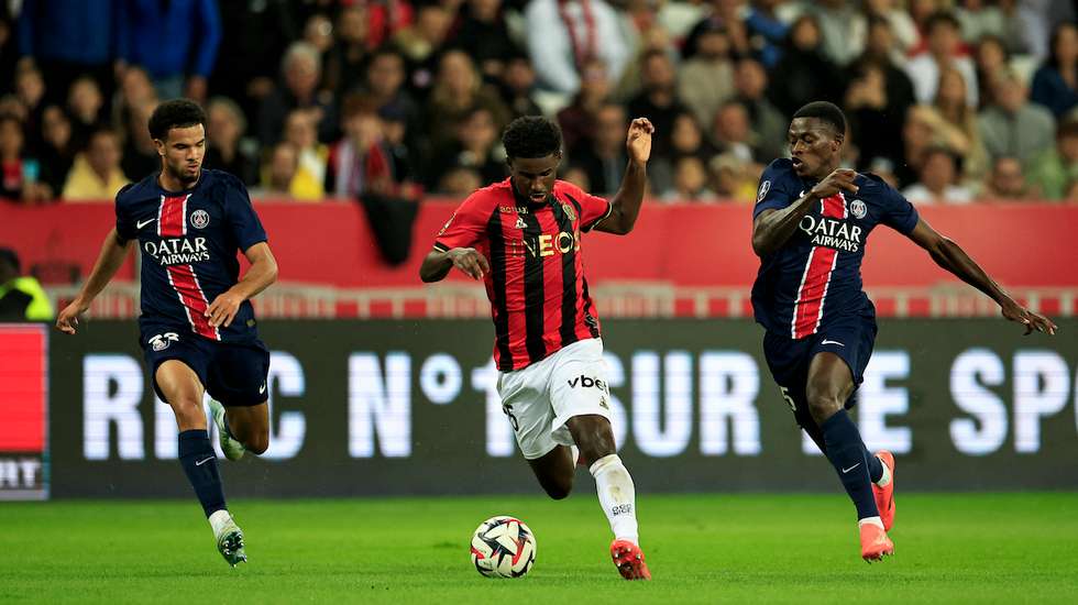 Os parisienses estão agora no segundo lugar do Campeonato, a dois pontos do Mónaco