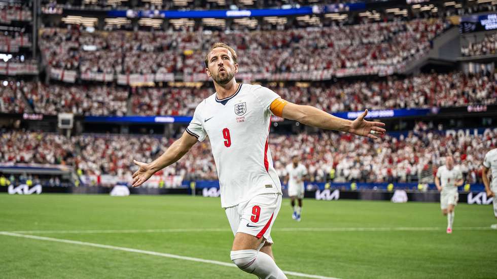 O avançado igualou Gary Lineker como o melhor marcador inglês em Mundiais