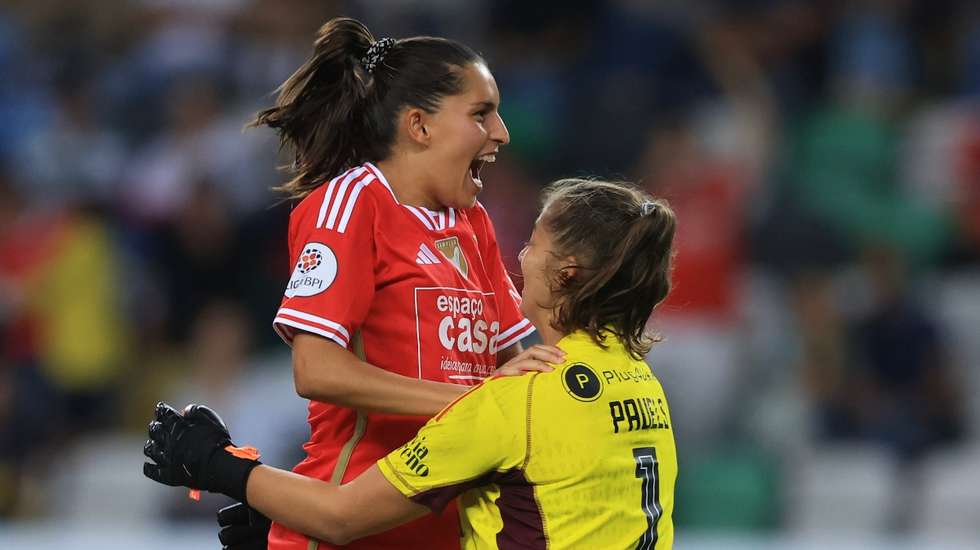 Kika Nazareth marcou e foi uma das melhores ao longo de 120 minutos, Lena Pauels deu prolongamento à boa exibição ao travar duas grandes penalidades no desempate