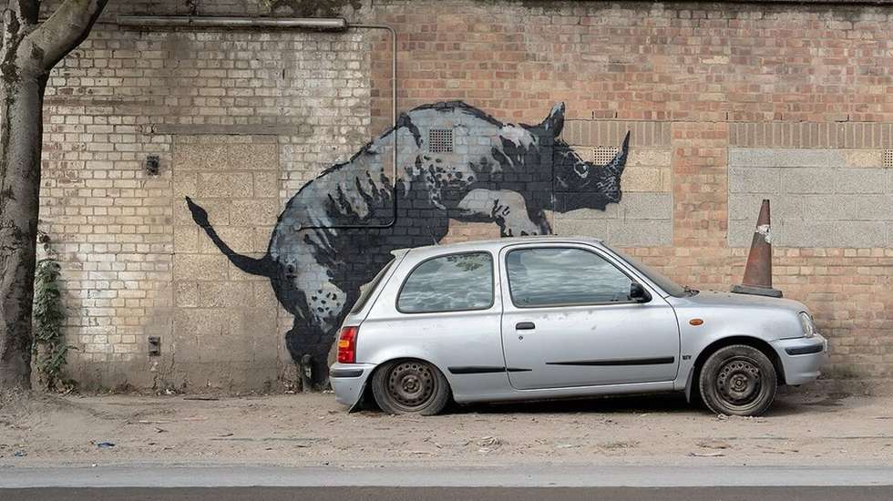 Rinoceronte pintado por Bansky em Charlton