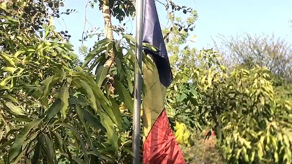 epa09148130 A Chadian flag is flown at half mast in N'Djamena, Chad, 20 April 2021. Chad's President Idriss Deby died of injuries suffered in clashes with rebels in the country's north, an army spokesperson announced on state television on 20 April 2021. Deby has been in power since 1990 and was re-elected for a sixth term in the 11 April 2021 elections.  EPA/STR BEST QUALITY AVAILABLE