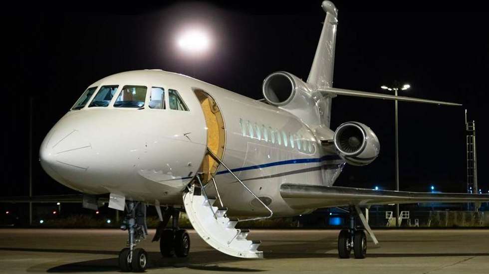 O avião militar foi obrigado a efetuar o trajeto entre as cidades duas vezes para além do previsto, a primeira para ir buscar Montenegro a Istambul e a segunda para levar o primeiro-ministro à conferência internacional em Ancara