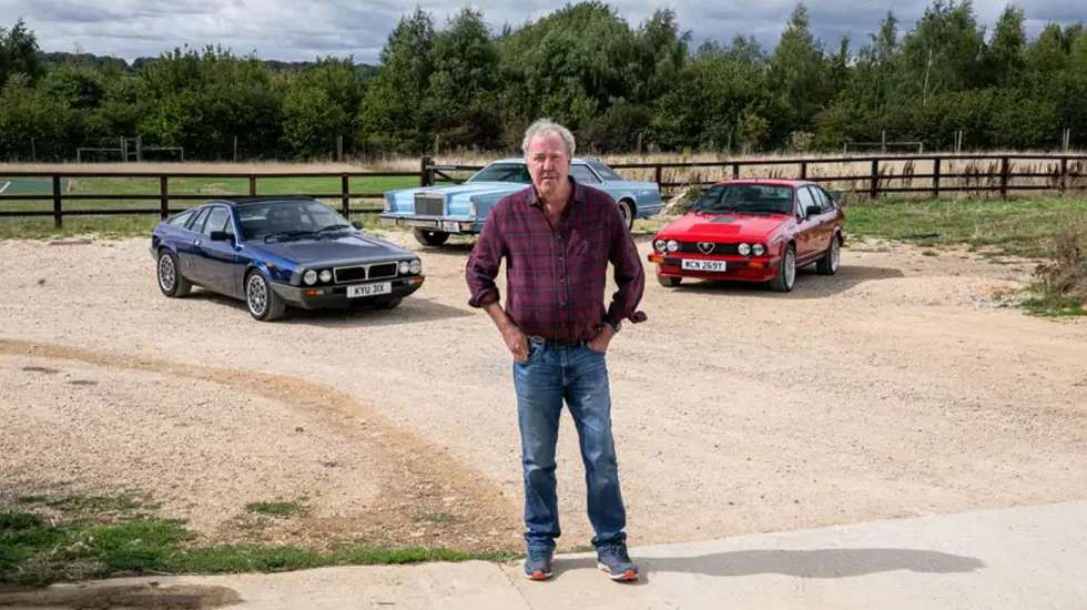 Jeremy Clarkson vai leiloar estes três automóveis clássicos da sua colecção, que abrilhantaram episódios memoráveis do programa The Grand Tour
