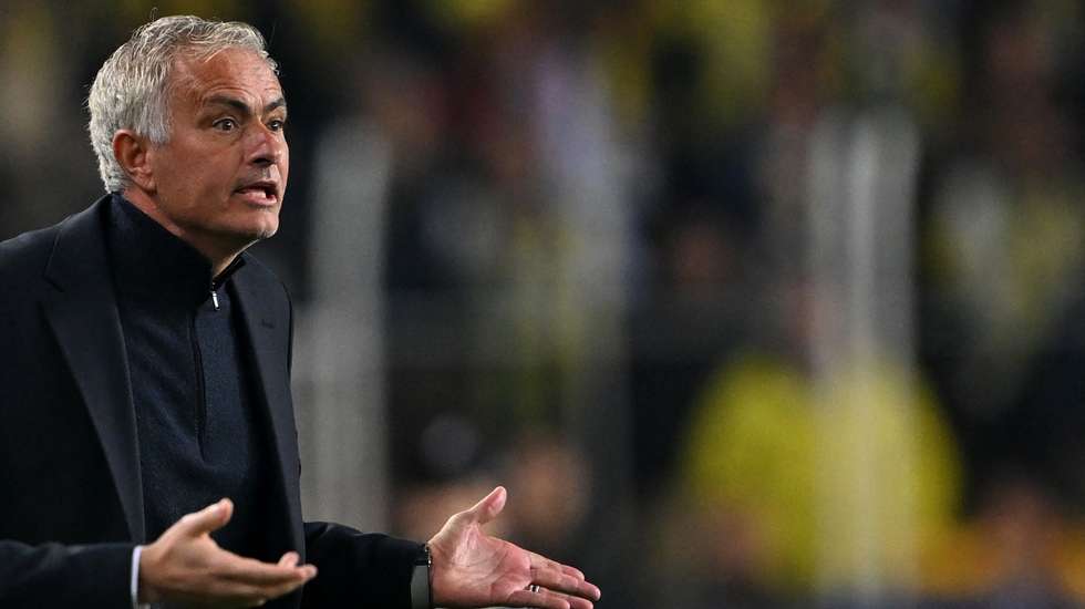 José Mourinho somou a quarta vitória consecutiva na Liga e a segunda goleada seguida: depois do 4-0 ao Sivasspor, 6-2 fora diante do Kayserispor