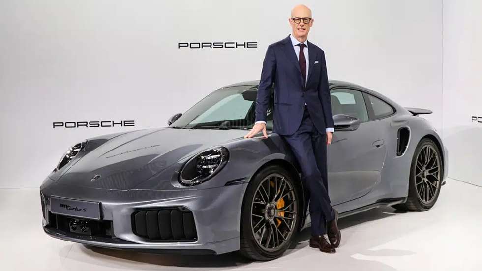 O novo CEO da Porsche pretende colocar a marca na boa direcção a afastar empregados e carros eléctricos