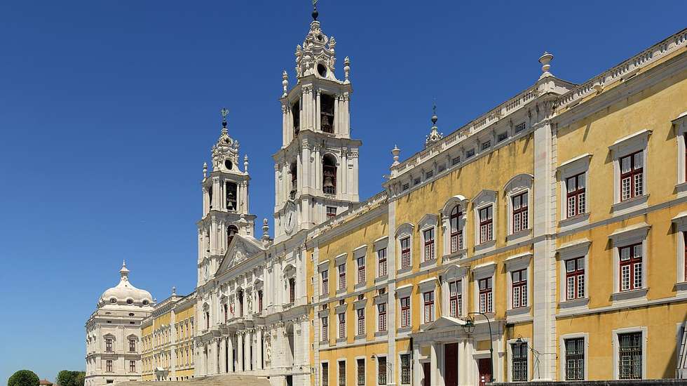 Em 2019, a Câmara Municipal investiu mais de nove mil euros na aquisição das infraestruturas físicas de suporte e cablagens