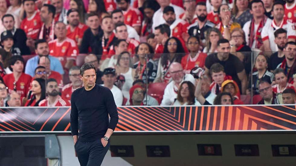 Roger Schmidt conseguiu somar uma vitória no início dos quartos da Liga Europa, ao contrário do que aconteceu com o Rangers nos oitavos, mas "tribunal" da Luz despediu-se com assobios