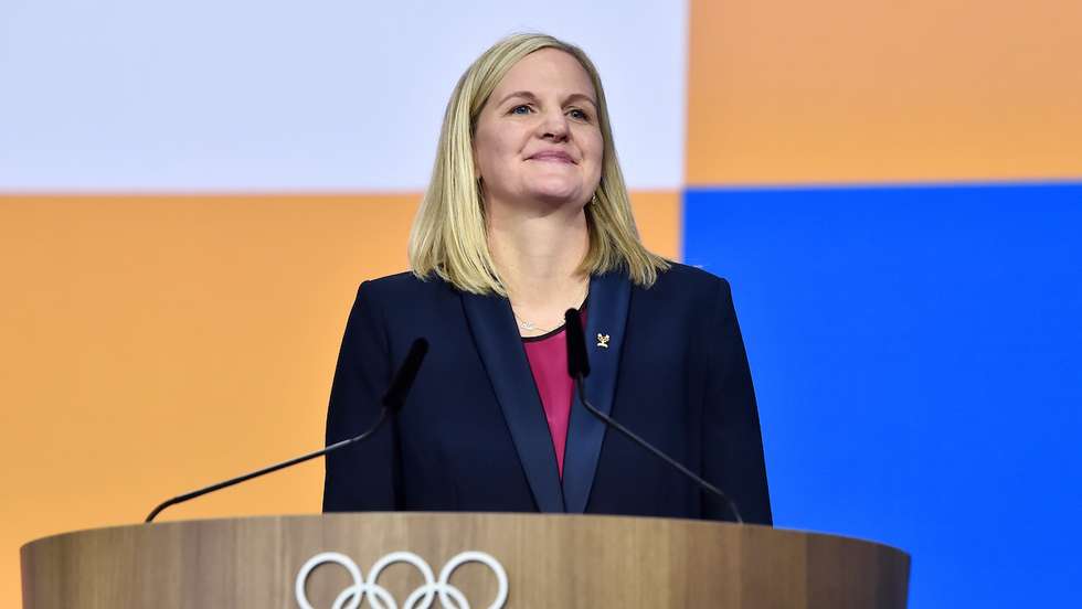 Kirsty Coventry, a nova presidente do COI, já tinha prometido "proteger as categorias femininas"