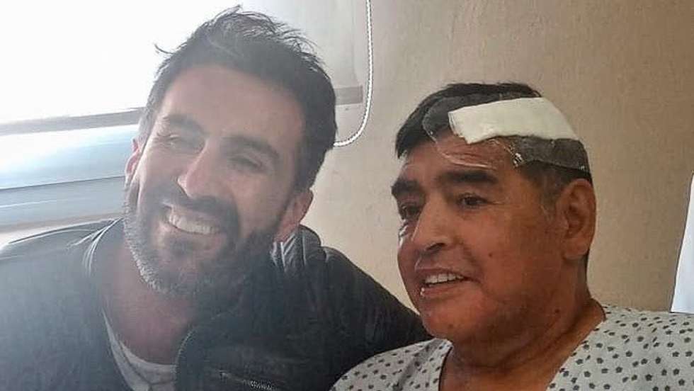 Sete profissionais de saúde foram acusados de "homicídio simples com dolo eventual" pela morte de Maradona