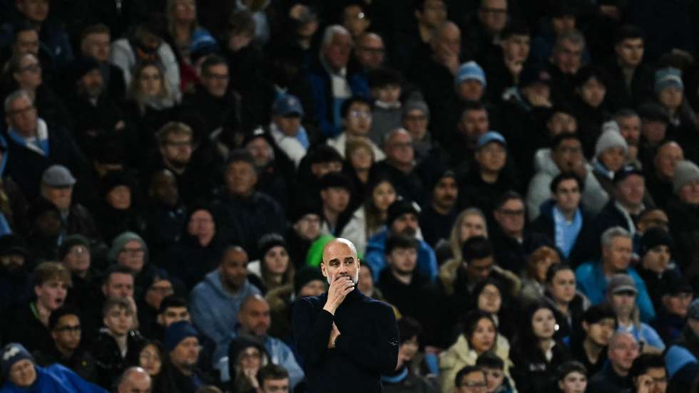 Pep Guardiola sofreu pela primeira vez na carreira cinco derrotas consecutivas, naquela que é a sua pior fase desde que assumiu o comando do Manchester City