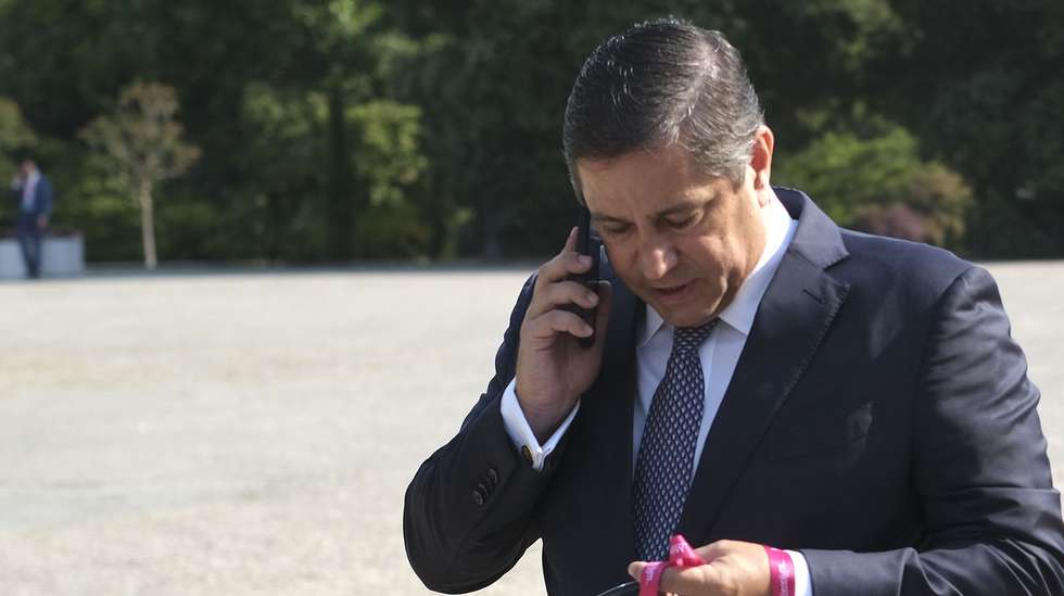 O presidente do grupo Douro Azul, Mário Ferreira, à chegada para a conferência “Millennium Talks” sobre investimento empresarial, no Pavilhão Rosa Mota, no Porto, 15 de julho de 2022. FERNANDO VELUDO/LUSA
