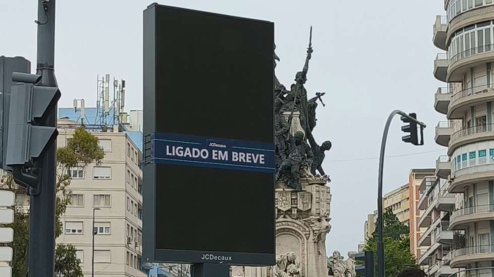 Painéis de publicidade JCDecaux em Lisboa.