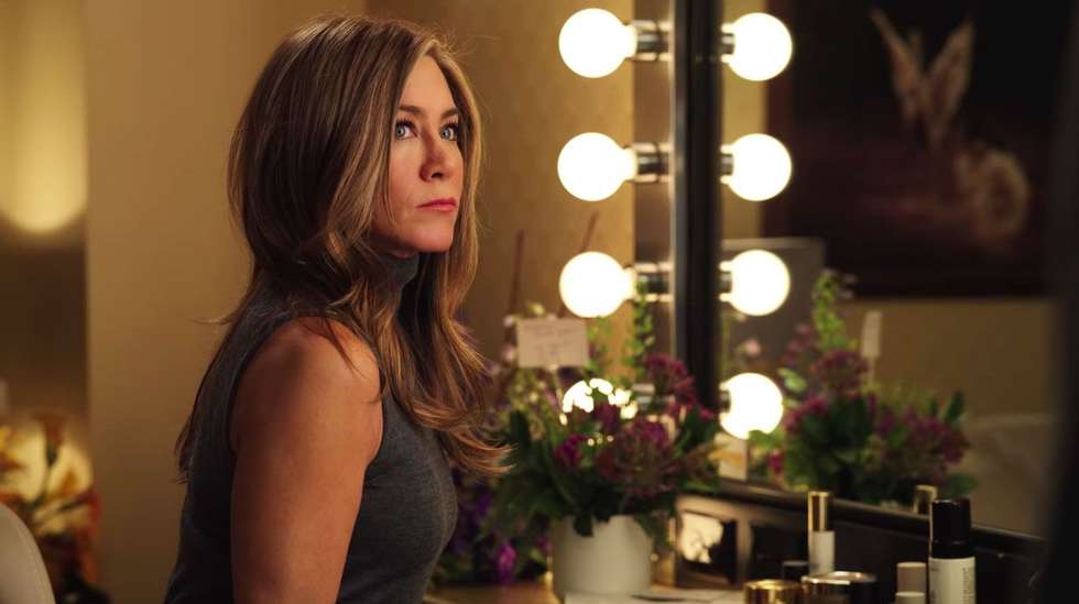 Jennifer Aniston volta a ser Alex Levy, pivot de um programa matinal norte-americano que junta notícias e entretenimento