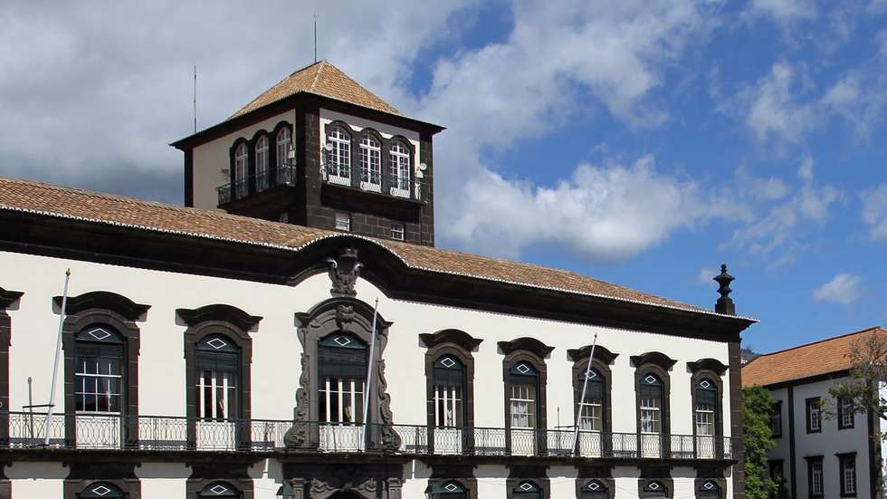 O candidato da coligação formada por PCP e PEV assegurou que a CDU "vai insistir nesta ideia até a última hora"