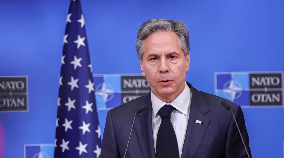 epa10559833 US Secretary of State Antony J. Blinken holds a press conference after a Foreign Ministers meeting at the North Atlantic Treaty Organisation (NATO) headquarters in Brussels, Belgium, 05 April 2023. NATO Foreign Ministers gathered on 04 and 05 April 2023 for a meeting in Brussels.  EPA/OLIVIER MATTHYS / POOL