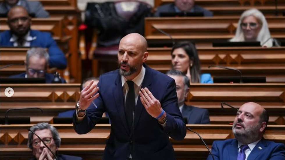 Francisco Gomes afirmou que o CCIM "é uma organização maligna", acusando a associação de "parasitar" e "colonizar"