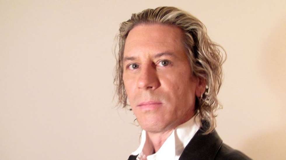 O concerto do Extremo marca o regresso de William Basinski a Portugal e deverá anteceder em dois dias a atuação na Aula Magna, em Lisboa, no âmbito da temporada da Galeria Zé dos Bois