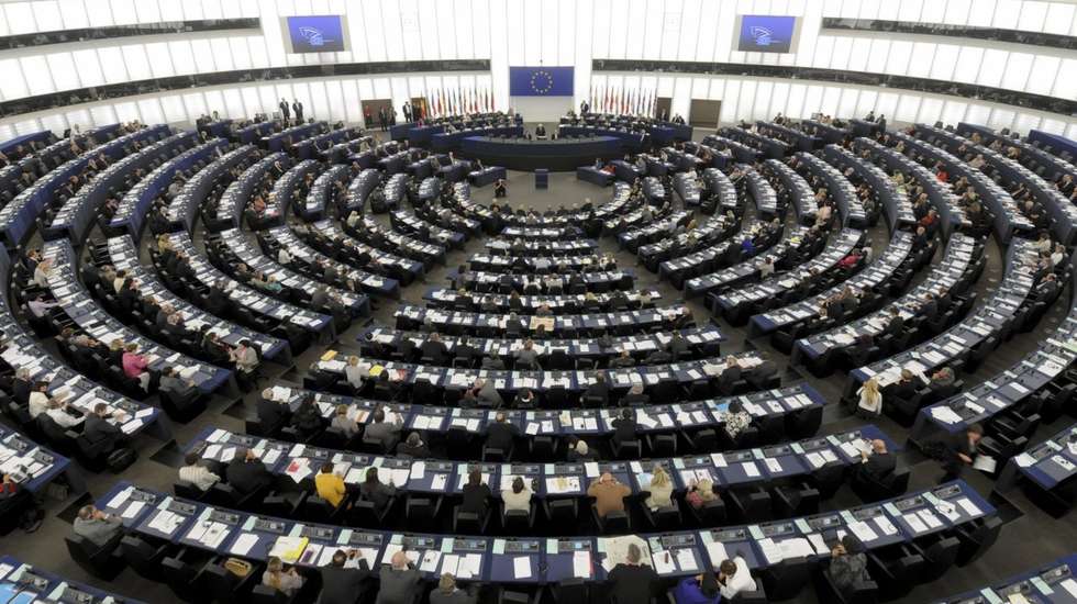 A assembleia europeia adianta que, "na fase final das negociações com o Conselho, os eurodeputados conseguiram garantir 1,7 mil milhões de euros adicionais"