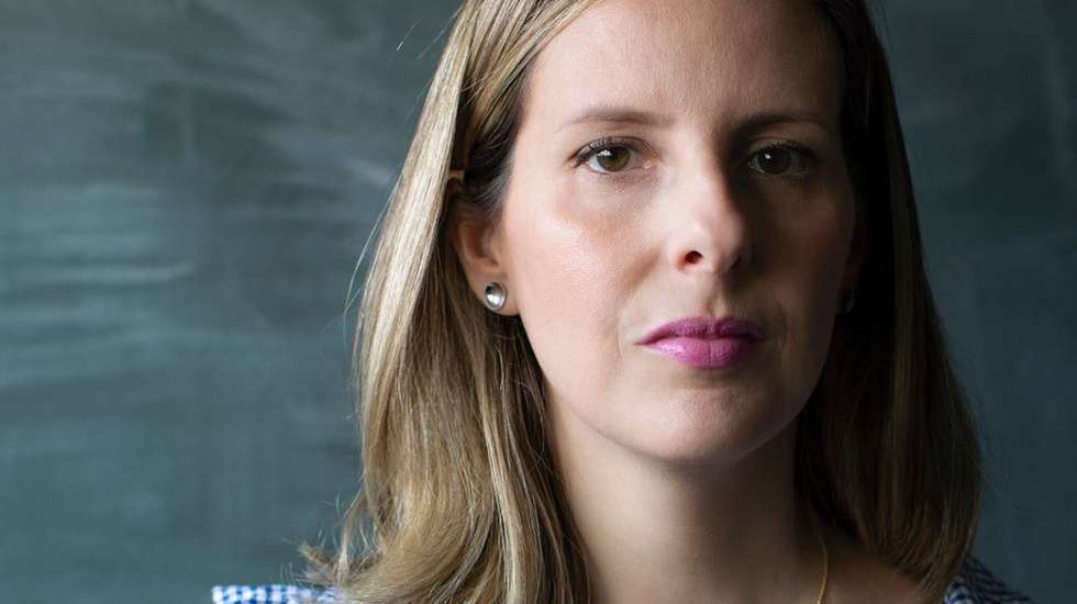 Tati Bernardi, autora de livros como "Depois a Louca Sou Eu" e autodenominada “estudante bastante entusiasmada de psicanálise e há 20 anos em terapia”