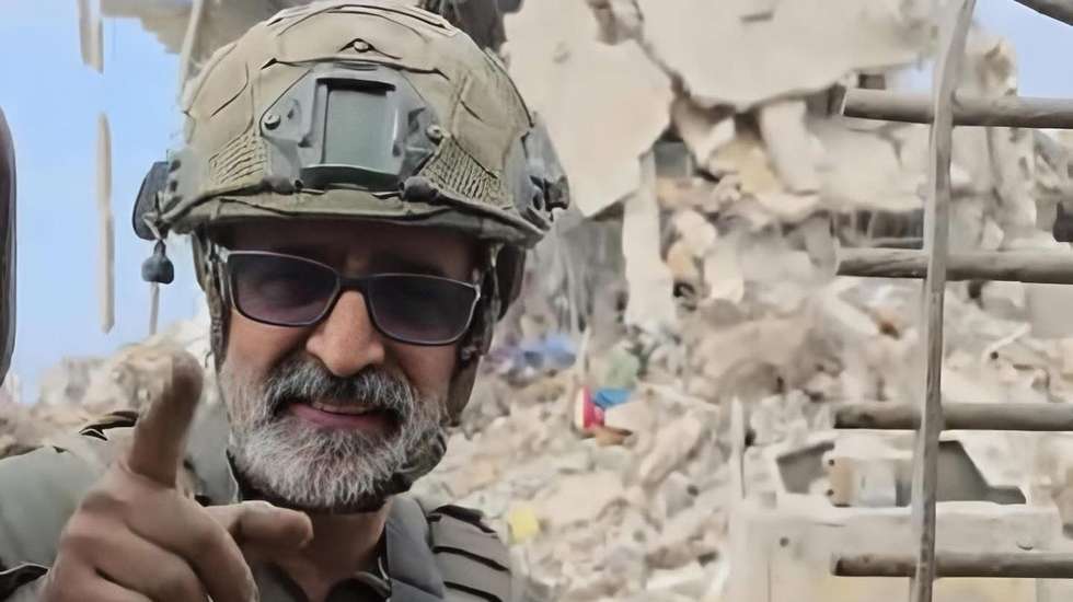 No início da guerra, uma fotografia de Zarbiv circulou nas redes sociais, mostrando-o sentado numa mesa num edifício em Gaza, com as palavras "Tribunal Rabínico de Khan Younis" escritas num quadro branco