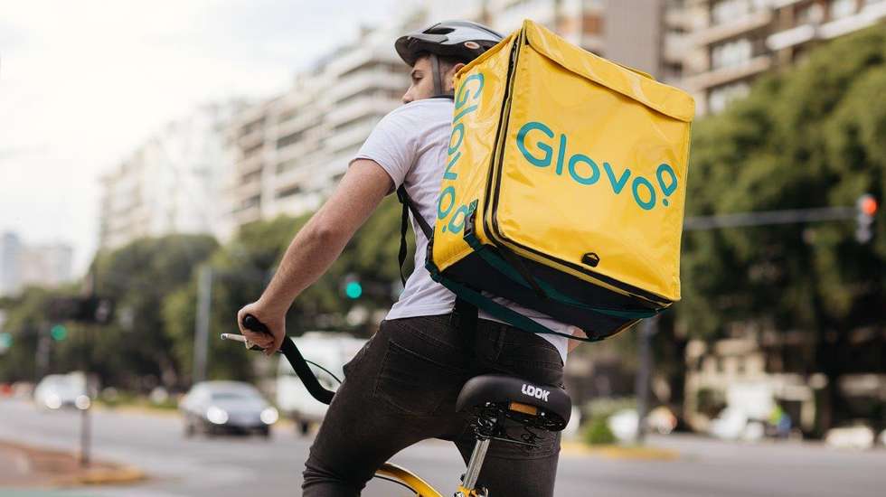Diretiva que vai regular o trabalho nas plataformas digitais (como Glovo, Uber ou Bolt, entre outras) está a ser discutida e negociada desde o final de 2021