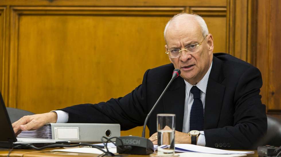 Carlos Santos Ferreira foi constituído arguido durante as buscas domiciliárias de que foi alvo esta terça-feira