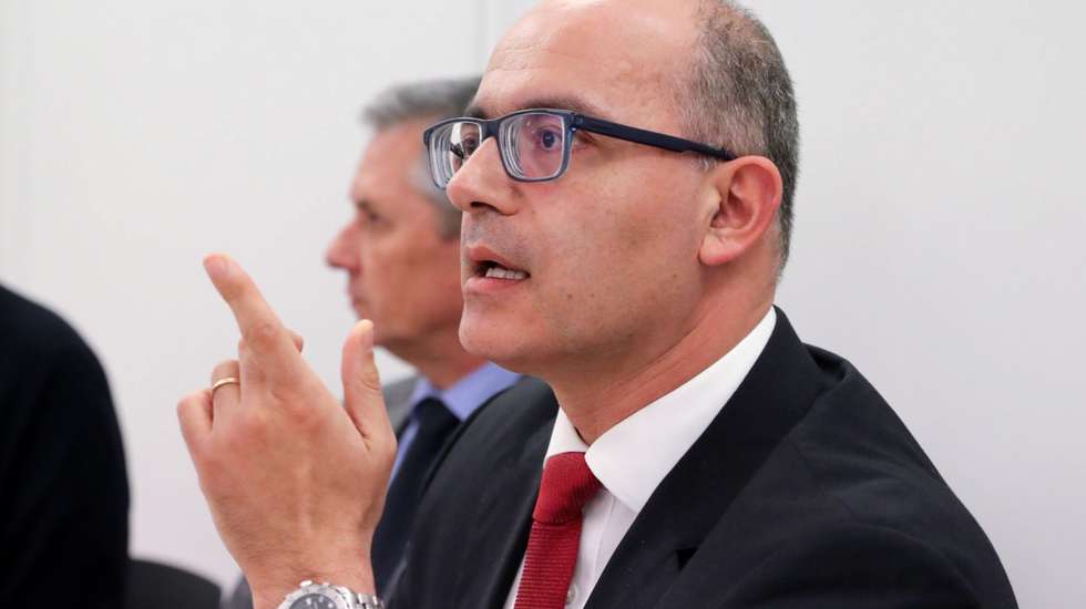 O TC declarou inconstitucionais normas da chamada lei dos metadados que determinam que os fornecedores de serviços telefónicos e de internet devem conservar os dados relativos às comunicações dos clientes
