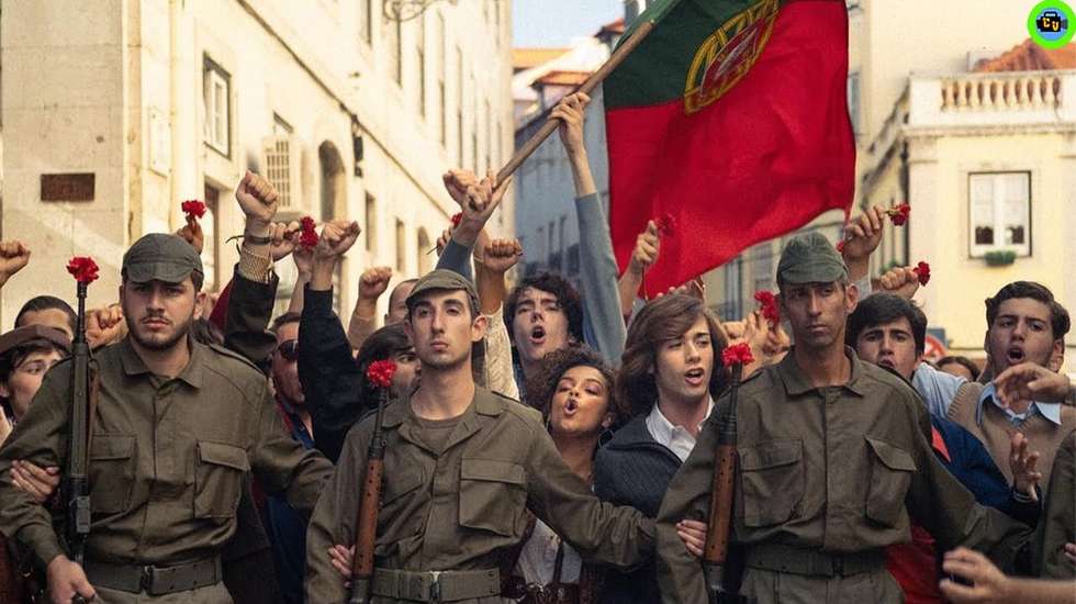 A curta "questiona a narrativa oficial da Revolução dos Cravos"