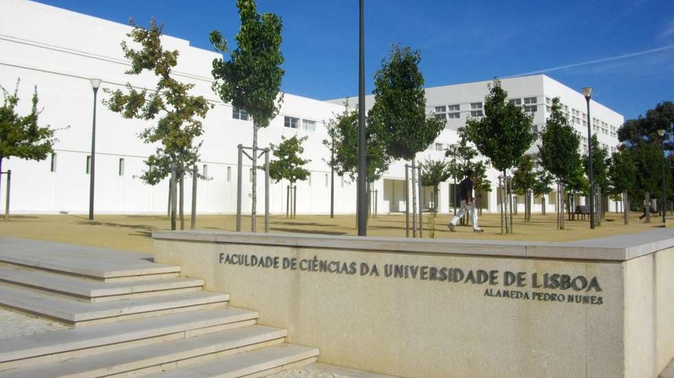 O início do segundo semestre está agendado para dia 21 de fevereiro