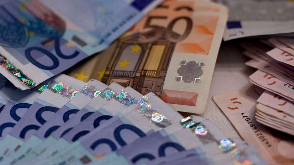 Ficam também sujeitos a cativação os valores
