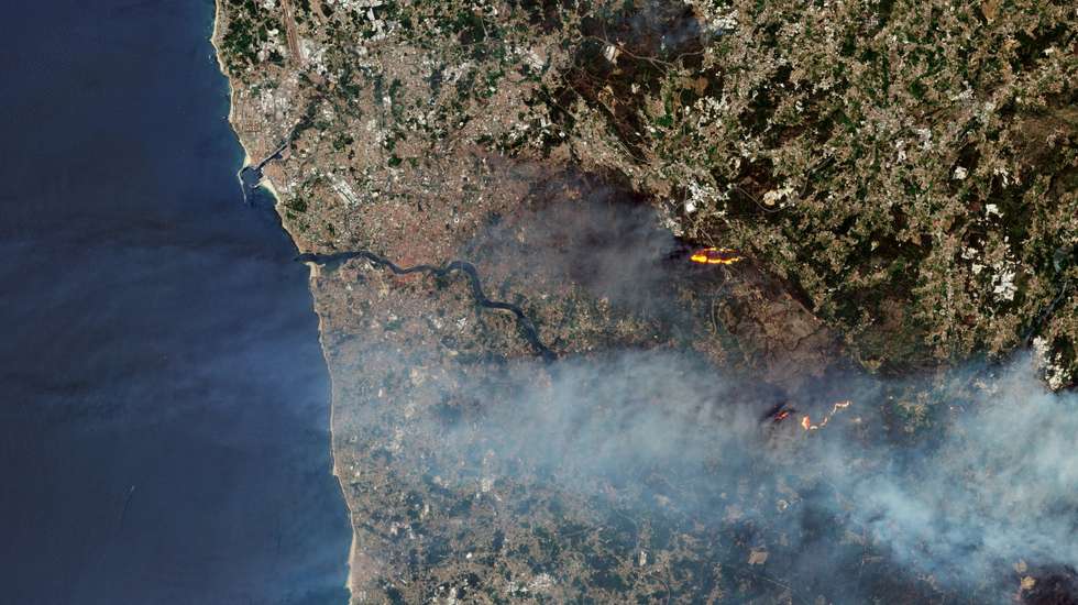 Portugal pediu assistência de satélite à UE para "mapear e monitorizar a extensão dos incêndios"