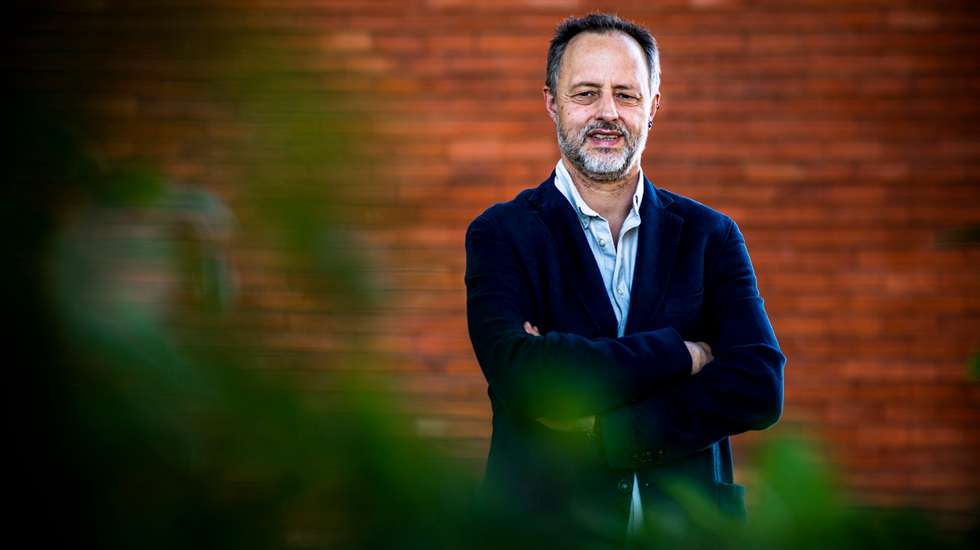Licenciado em Bioquímica, Miguel Prudêncio concluiu o doutoramento e o primeiro pós-doutoramento na área de metaloproteínas, nas universidades de East Anglia, no Reino Unido, e Leiden, na Holanda. Foi no IMM que se interessou pela malária – tema do segundo pós-doutoramento