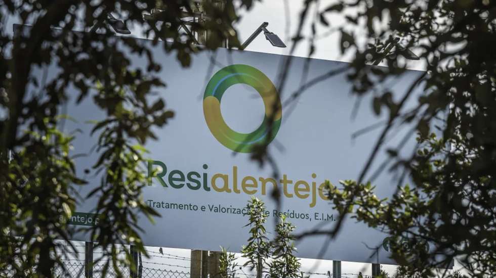 Este tipo de resíduos é "processado na Central de Tratamento Mecânico e Biológico"