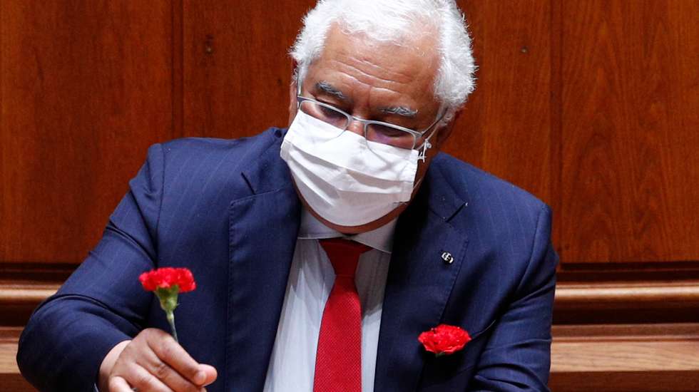 O primeiro-ministro António Costa, durante a sessão solene comemorativa dos 47 anos da Revolução de 25 de Abril na Assembleia da República em Lisboa, 25 de abril de 2021. Em 25 de abril de 1974, um movimento de capitães derrubou a ditatura de 48 anos, de Marcelo Caetano, chefe do Governo e de Américo Tomás, Presidente da República, num golpe que se transformou numa revolução, a "revolução dos cravos". ANTÓNIO COTRIM/LUSA
