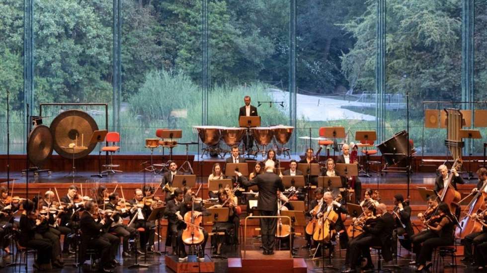 Ao longo da temporada, a Orquestra Gulbenkian será dirigida pelo seu maestro titular, Hannu Lintu, em 20 concertos