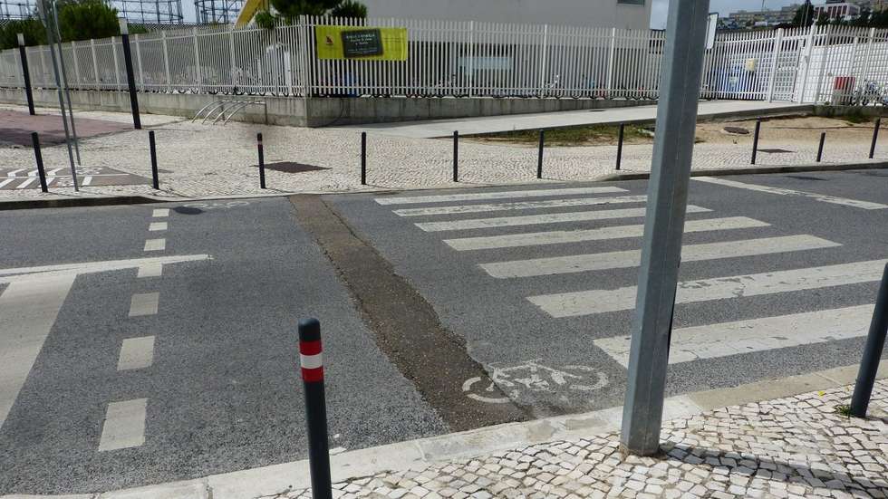passagem de peões e de velocípedes