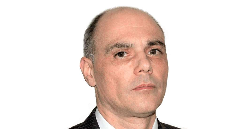 O SMPP dá ainda conta de outros problemas nomeadamente em Oliveira de Azeméis, onde "persistem infiltrações, estando previstas obras sem data de início definida", e no Palácio de Justiça de Aveiro, onde "a água entra pelas paredes"