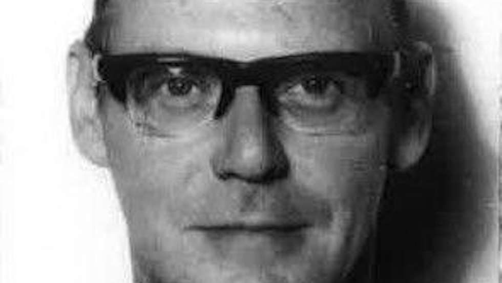 Anthony Littler, com 45 anos, foi encontrado morto num beco junto à estação de metro de East Finchley, no norte de Londres, a 1 de maio de 1984