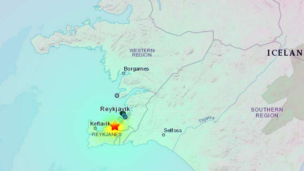 epa08759574 A handout graphic made available by the United States Geological syrvey, USGS, showinfg a shakemap of the recent earthquake near Reykjavik, Iceland, 20 October 2020. The city and its surroundings in southwestern Iceland were hit by a 5.6-magnitude earthquke in the south of the city  that shook buildings in the capital at 1:43 pm local time. There were no immediate reports of damages or injuries.  EPA/USGS HANDOUT  HANDOUT EDITORIAL USE ONLY