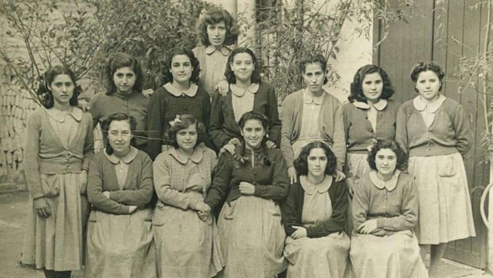 Era no Conselho de Proteção da Mulher, presidido por Carmen Polo, mulher de Franco, onde estas jovens mulheres — muitas delas ainda adolescentes — eram detidas. O objetivo era acompanhar e controlar os comportamentos de jovens mulheres, alegadamente desviantes