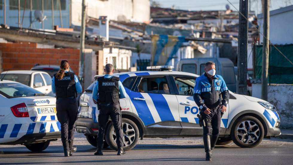 O incidente aconteceu pelas 12h20 desta terça-feira