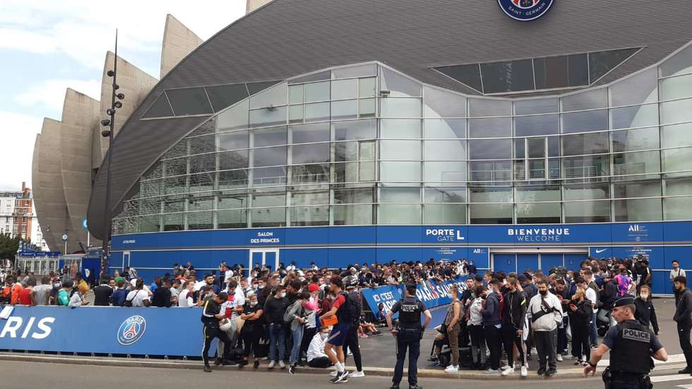 Tudo aponta para que o jogador assine contrato com o PSG a qualquer momento