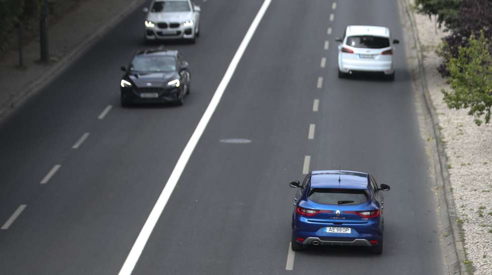Os novos radares de controlo de velocidade de trânsito em Lisboa, 21 que substituem equipamentos antigos e 20 em novas localizações, começam a funcionar a partir de hoje, dispondo de “tecnologia mais avançada” que permite monitorizar várias vias, em Lisboa, 01 de junho de 2022. ANTÓNIO COTRIM/LUSA