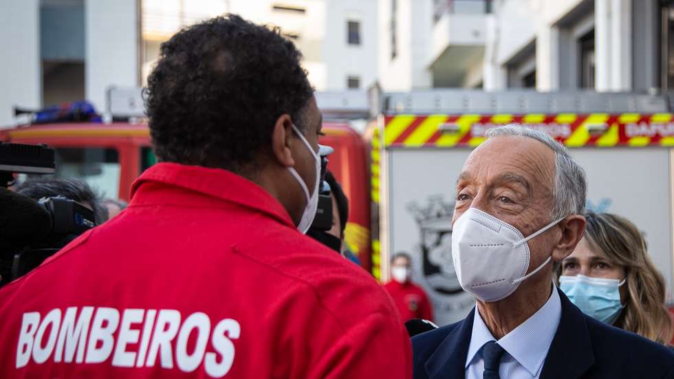 Ao Presidente da República, as associações transmitiram também a vontade, há muito defendida, de ver a criação de bombeiros profissionais por parte das câmaras municipais