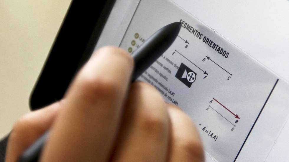 Permitir que os alunos se familiarizem com o suporte digital em contexto de avaliação é um dos objetivos destas provas-ensaio
